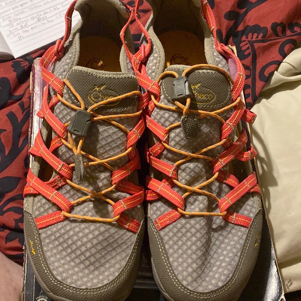 Chaco water, hiking shoes. Size 10. Never worn ,was on a mannequin for 2 years.